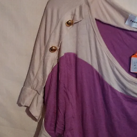 Top - Picture 2 of 11